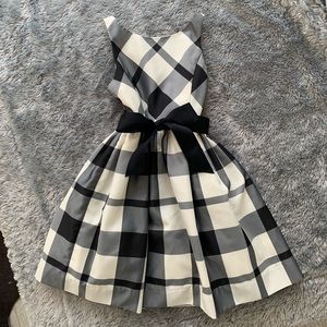 Girls size 6 black and white plaid dress